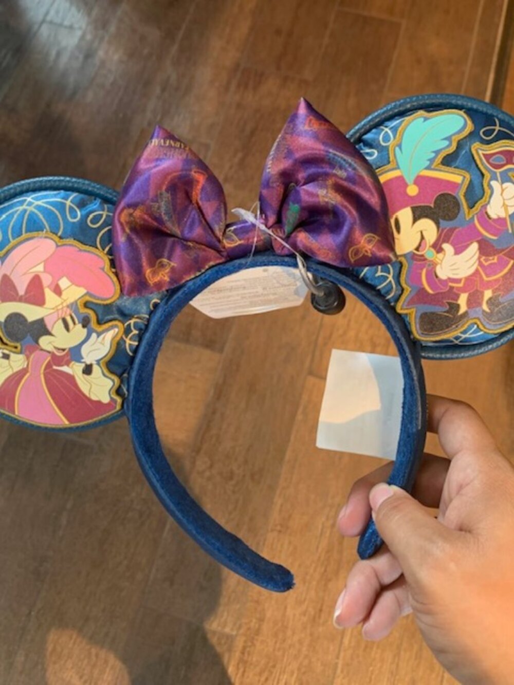 Italia Ears